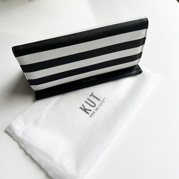 KUT - Black & White Stripe Wallet - Picture 7 of 7